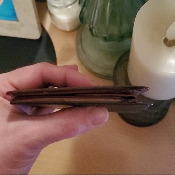 Authentic *Louis Vuitton* Vintage 1980s - Picture 8 of 11